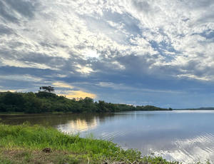 Veolia Santander y más de 40 pescadores realizaron jornada de limpieza en la ciénaga San Silvestre