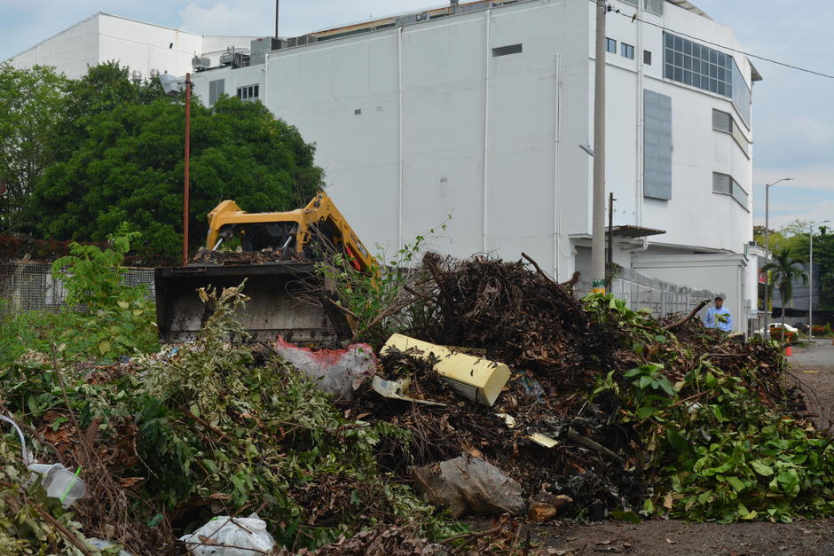  En una sola jornada, Veolia logró eliminar 52 toneladas de residuos en el sector del antiguo comisariato de Barrancabermeja