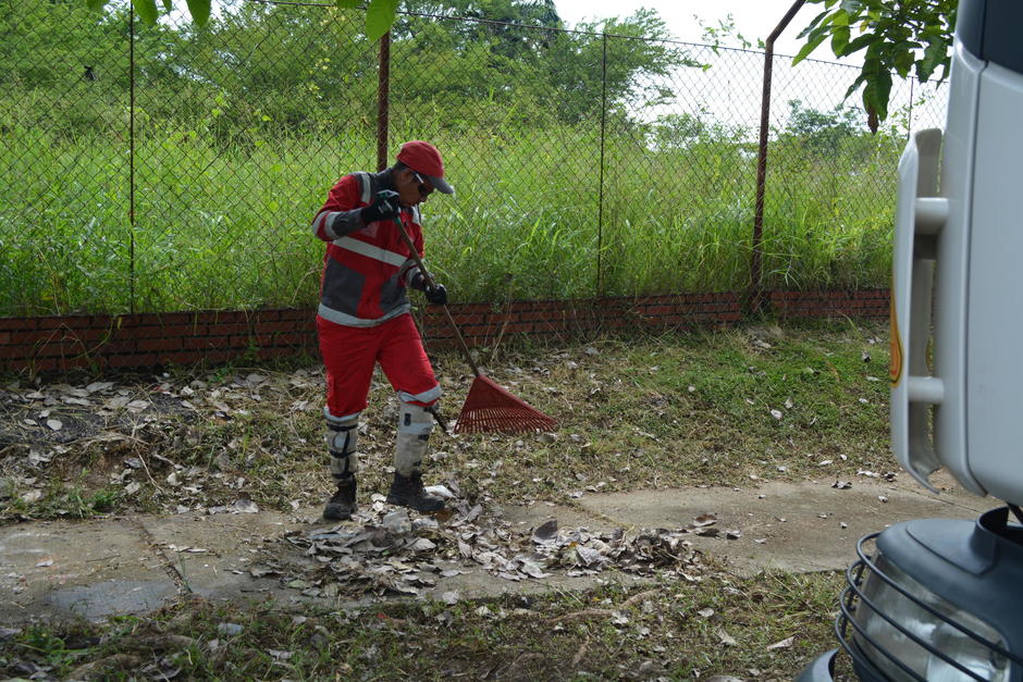  En una sola jornada, Veolia logró eliminar 52 toneladas de residuos en el sector del antiguo comisariato de Barrancabermeja